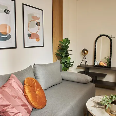 Apartman Olive Luxury Near The Center By Binobi!