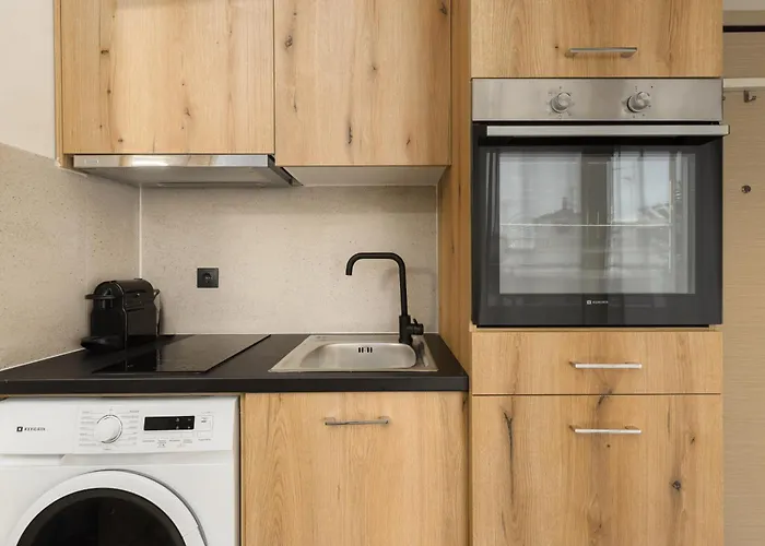 Olive Luxury Near The Center By Binobi! Salonic